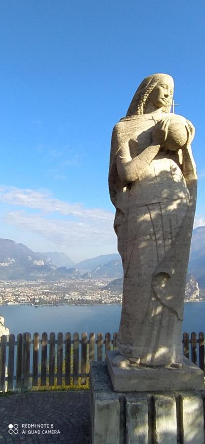 Casavarone Riva del Garda Buitenkant foto