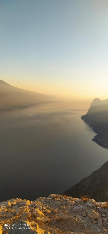 Casavarone Riva del Garda Buitenkant foto