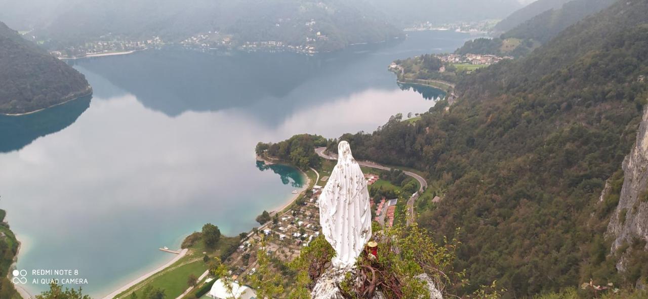 Casavarone Riva del Garda Buitenkant foto