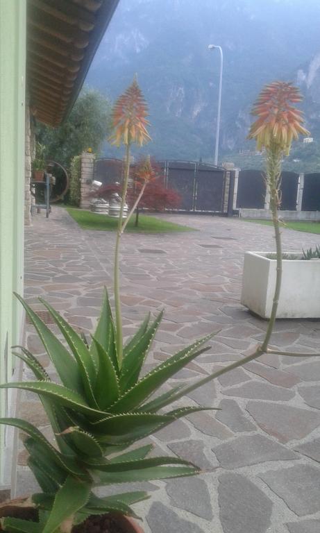 Casavarone Riva del Garda Buitenkant foto