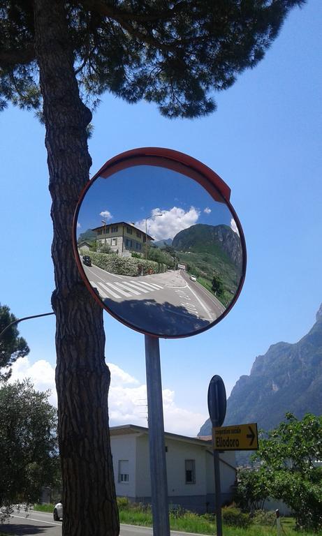 Casavarone Riva del Garda Buitenkant foto