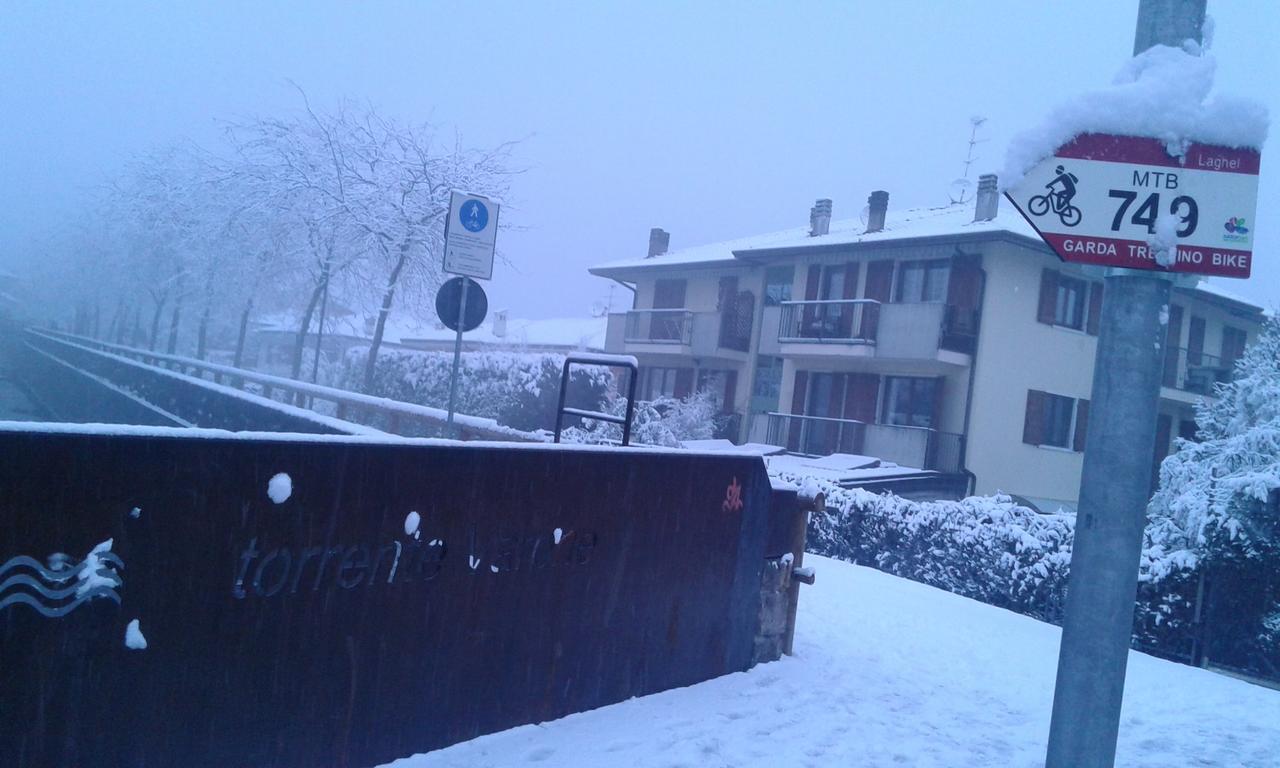 Casavarone Riva del Garda Buitenkant foto