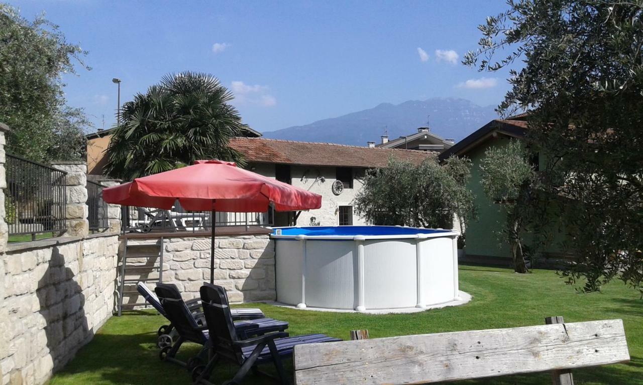 Casavarone Riva del Garda Buitenkant foto